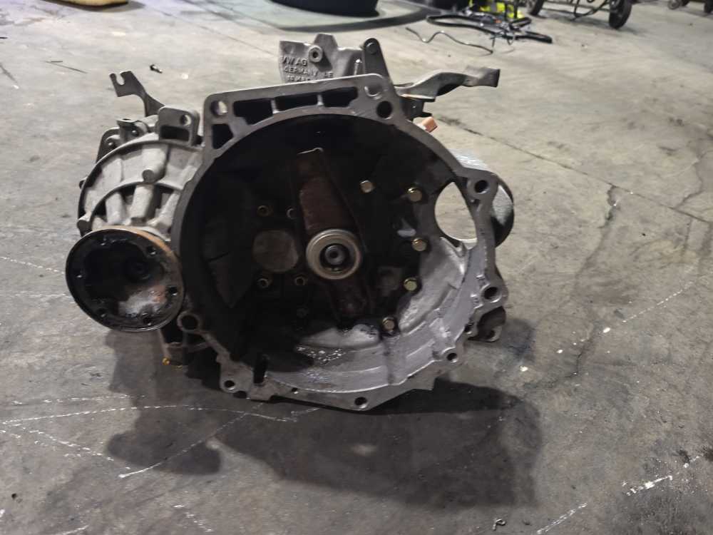 BOITE DE VITESSE VW / AUDI / SEAT / SKODA 1.9TDI CODE GQN ( 6-VITESSES ) - Vue 2